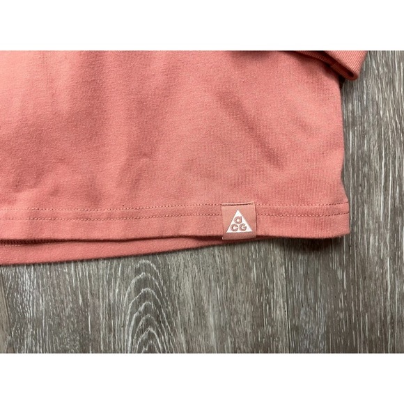 Nike ACG Ripple Effect Long Sleeve T Shirt Red Stardust Out of Print Size XS - Picture 2 of 4